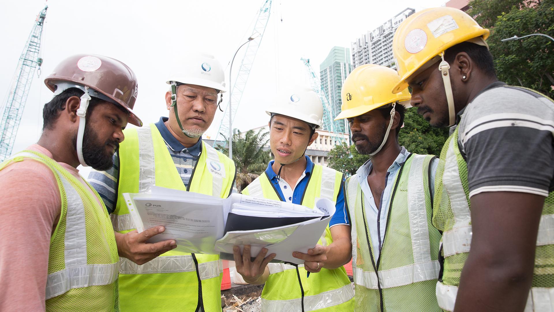 Part of the team: SP Earthworks Surveillance and Patrol officers join site briefings and guide contractors and workmen on how to best to protect critical cables and underground pipes during works.