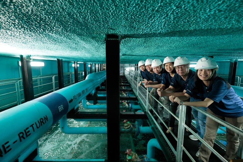 a-greener-cooler-world-3