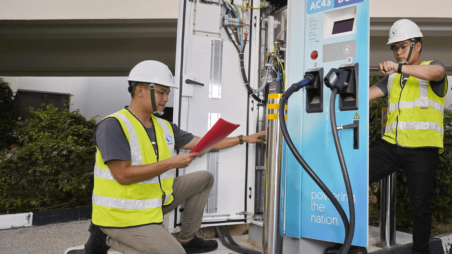 charging-up-a-cleaner-energy-future-3