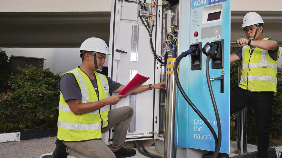 charging-up-a-cleaner-energy-future-3