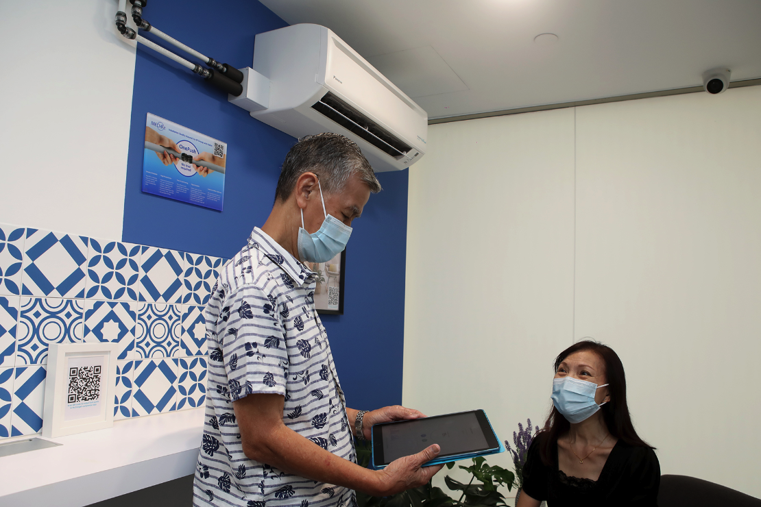 experience-living-in-singapore-s-first-eco-friendly-smart-energy-town-4