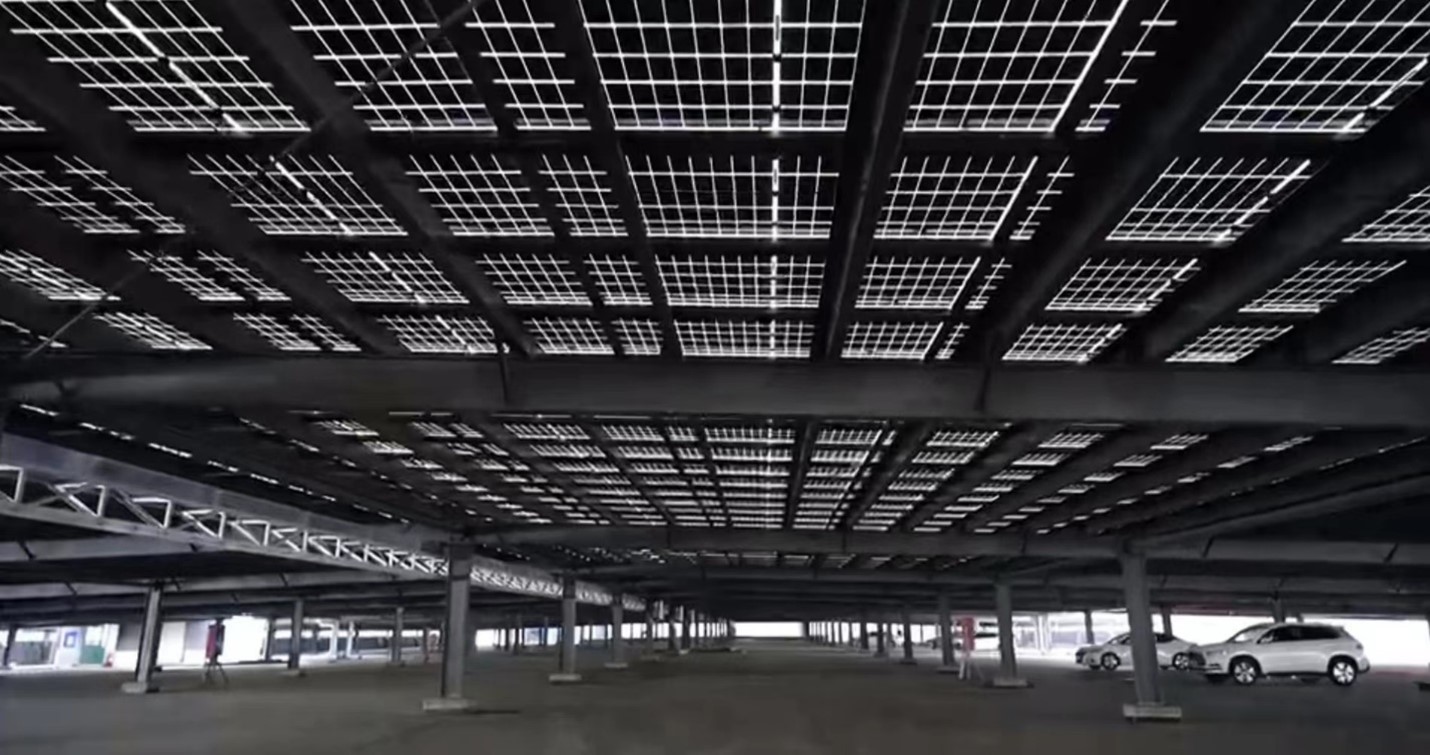 SP Group transforms the rooftop of Guangdong Lingxiao Pump Industry's new manufacturing facility into a high-tech carpark equipped with a Distributed Solar PV System